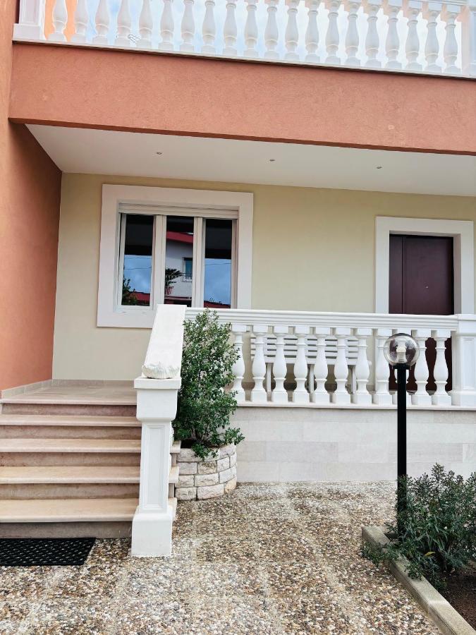 Villa Raffaele Trani Eksteriør billede