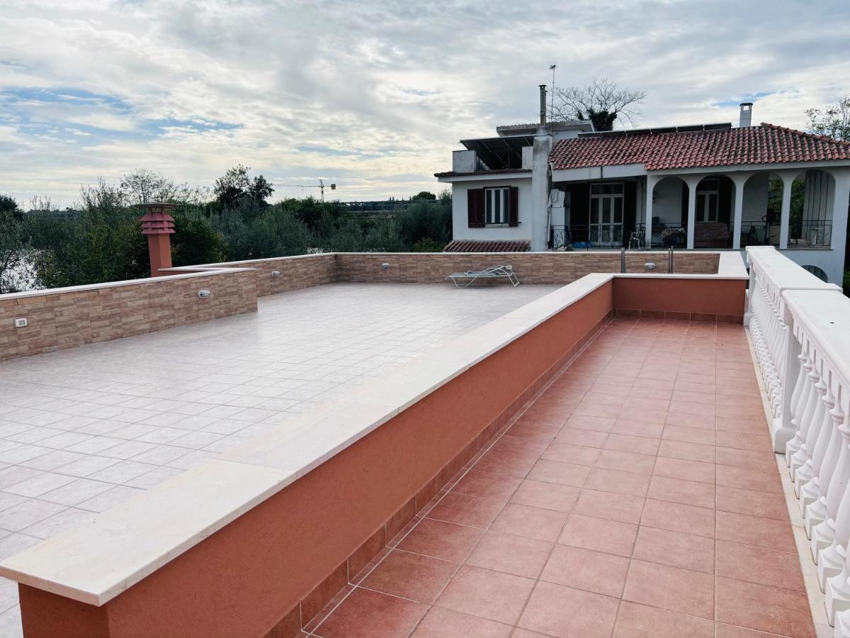 Villa Raffaele Trani Eksteriør billede